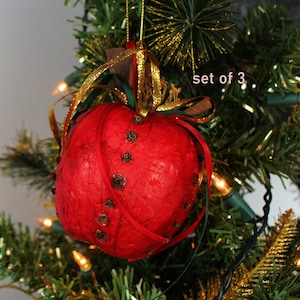 Artificial Fruits, 3 Apples w Cinnamon & Cloves, Fragrant Foam Ornaments, Decoration Craft Supplies, Fancy Red Christmas Décor, Life Size